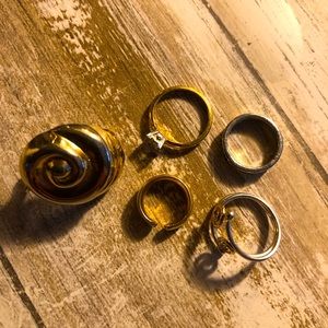 Women’s rings